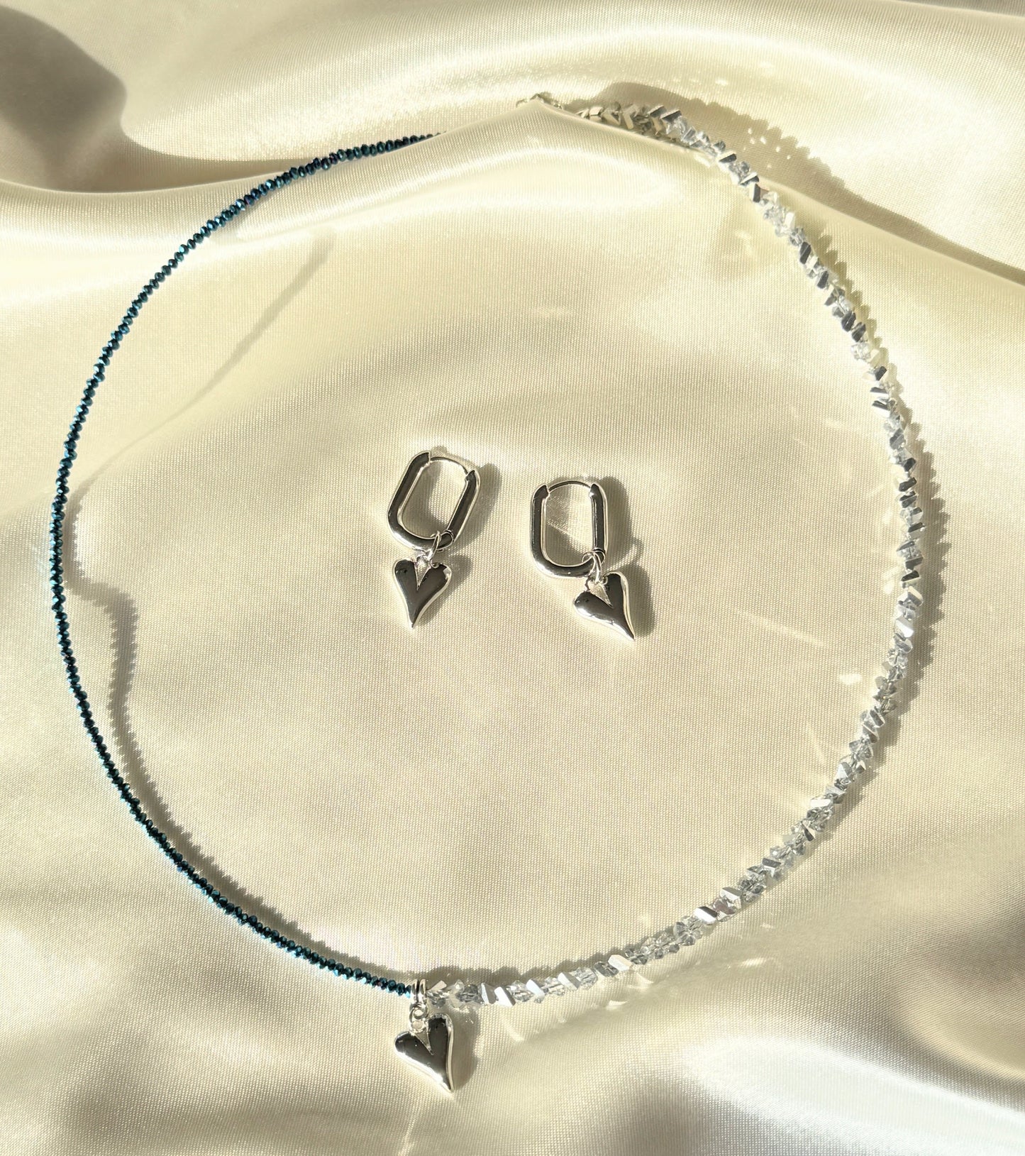 Hematite silver crystal heart jewelry set with necklace and earrings