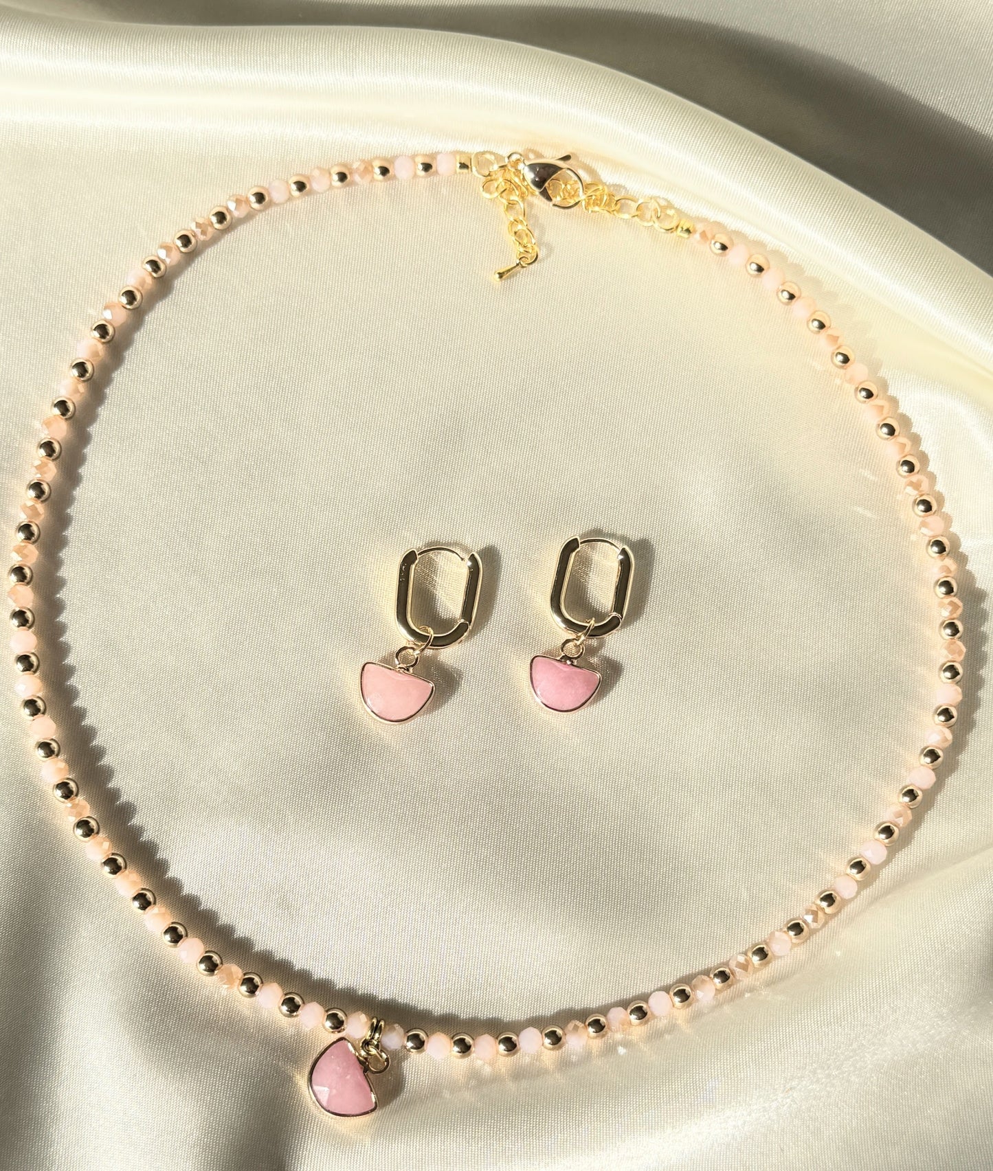 Freshwater pearl and pink hematite necklace and earrings set