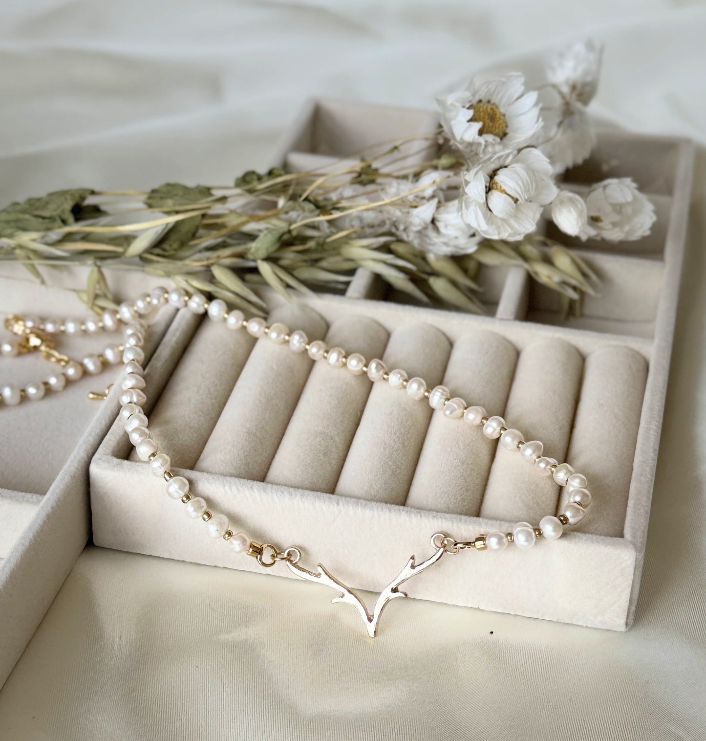 Deer Pearl Jewelry Set - Malvy Jewelry