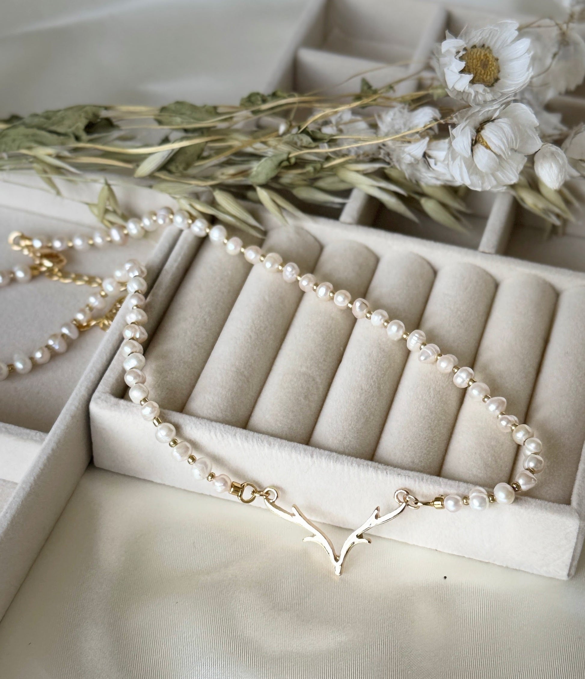 Deer Pearl Jewelry Set - Malvy Jewelry