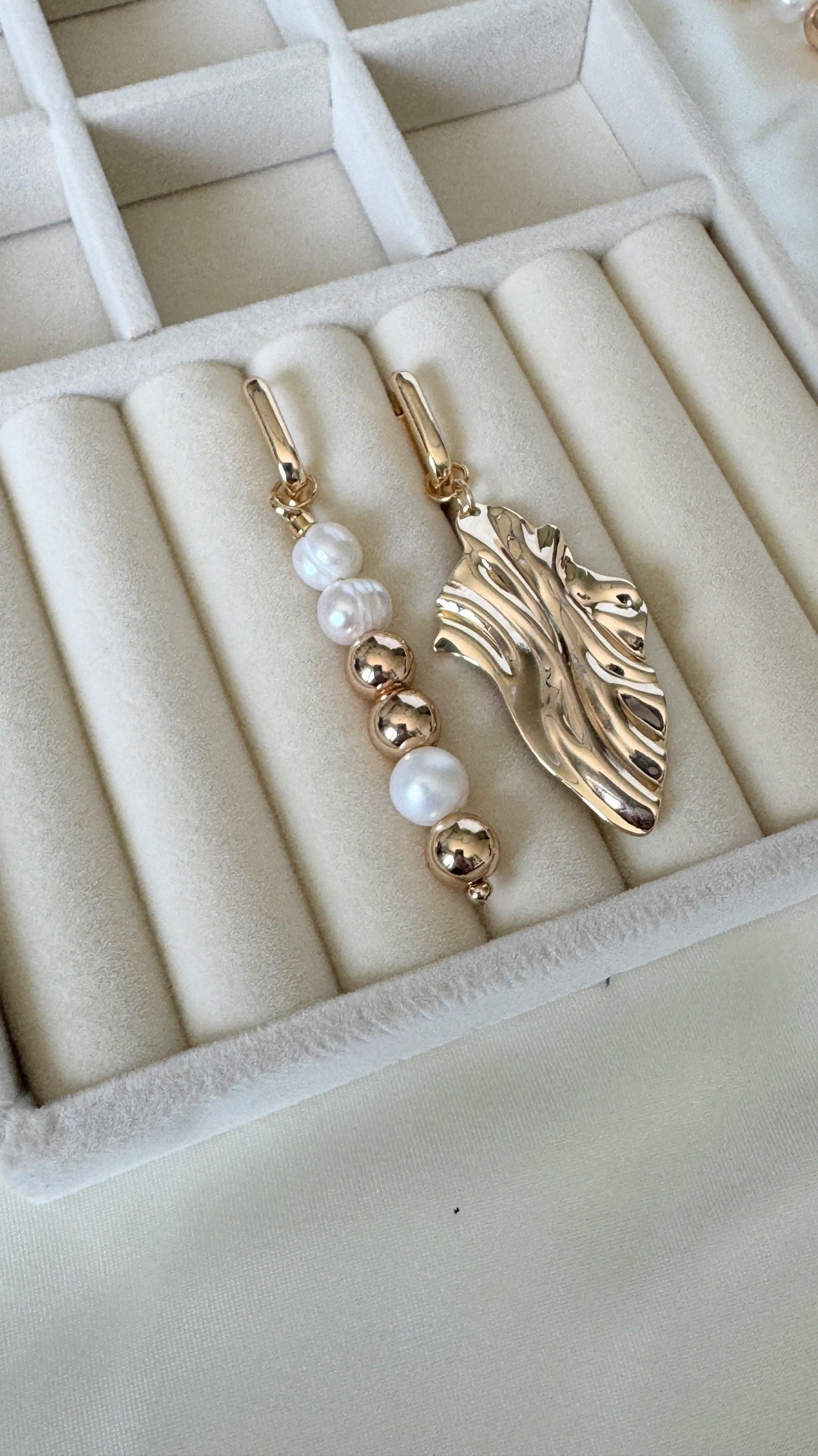 Golden Hematite Pearl Jewelry Set - Malvy Jewelry