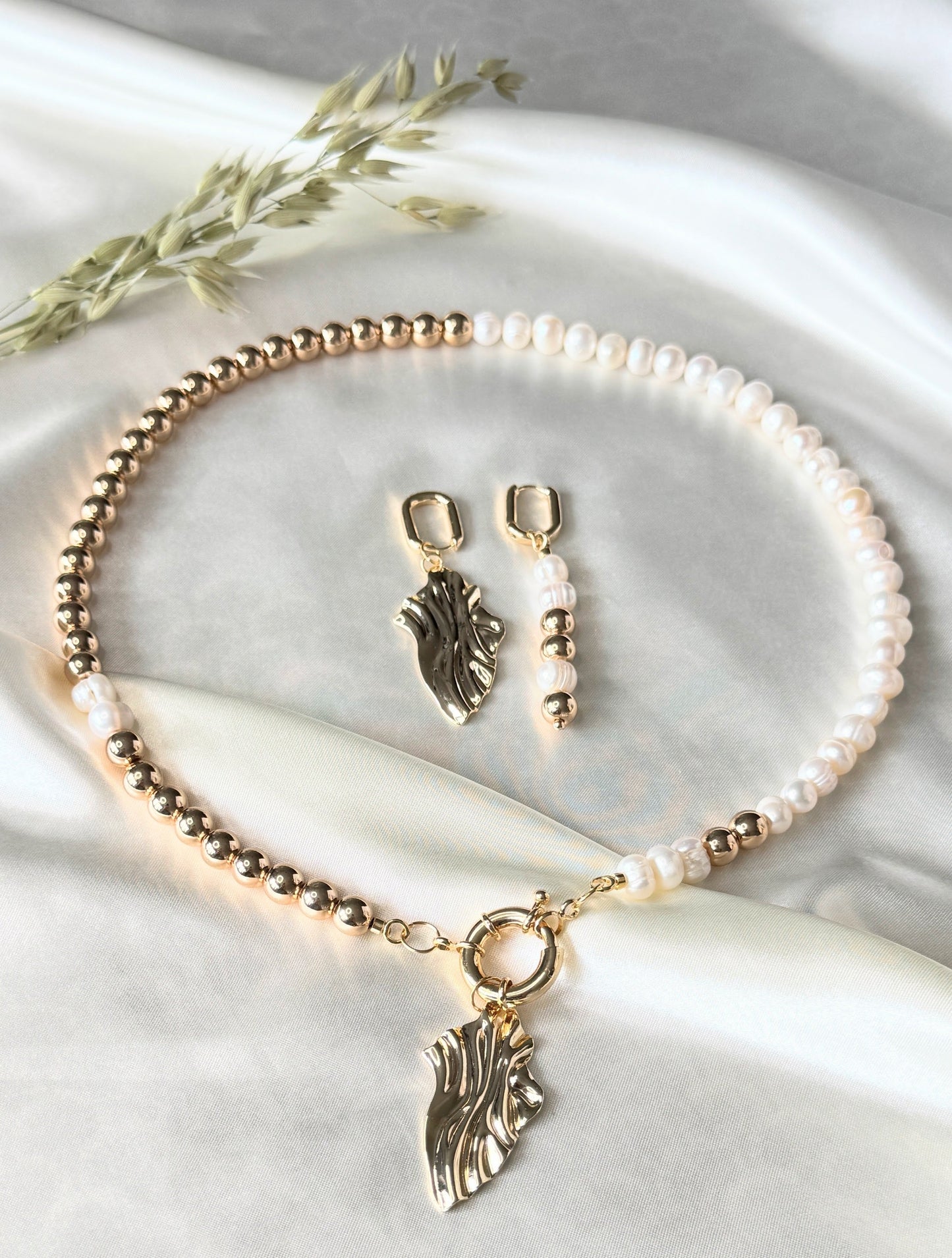 Golden Hematite Pearl Jewelry Set - Malvy Jewelry