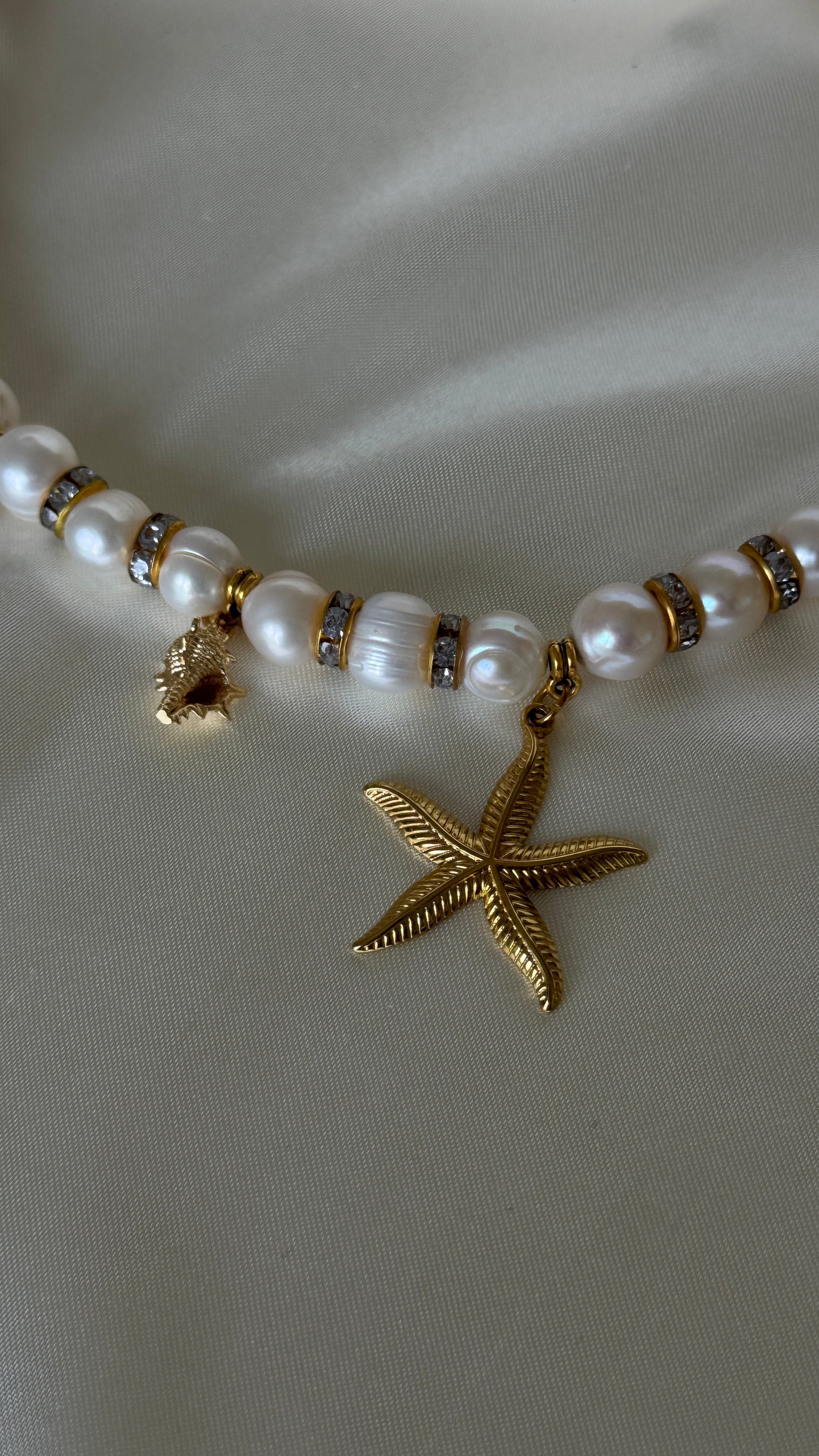 Golden Sea Pearl Bracelet & Earrings Set - Malvy Jewelry
