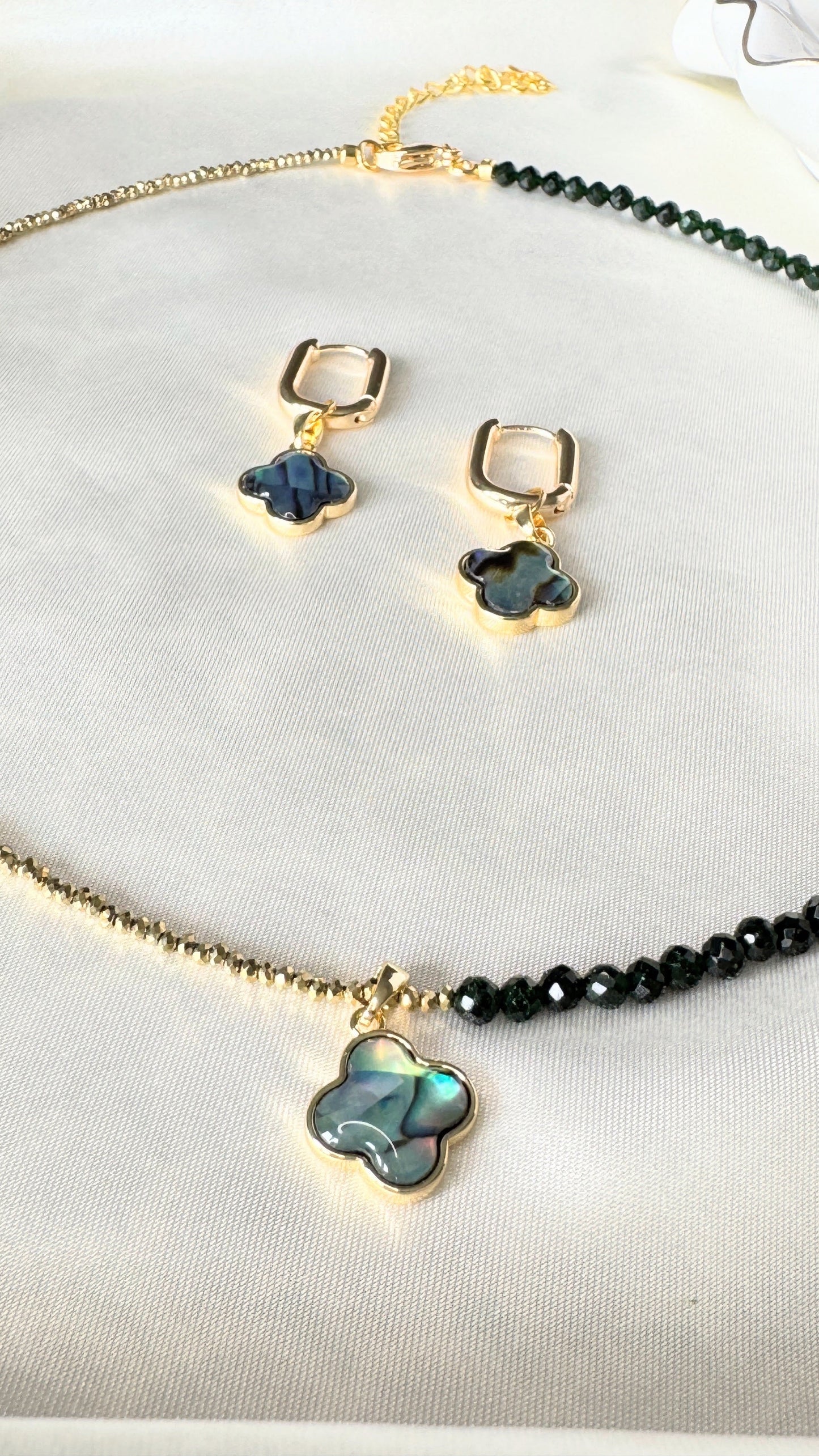 Lucky Clover Hematite Crystal Jewelry Set - Malvy Jewelry