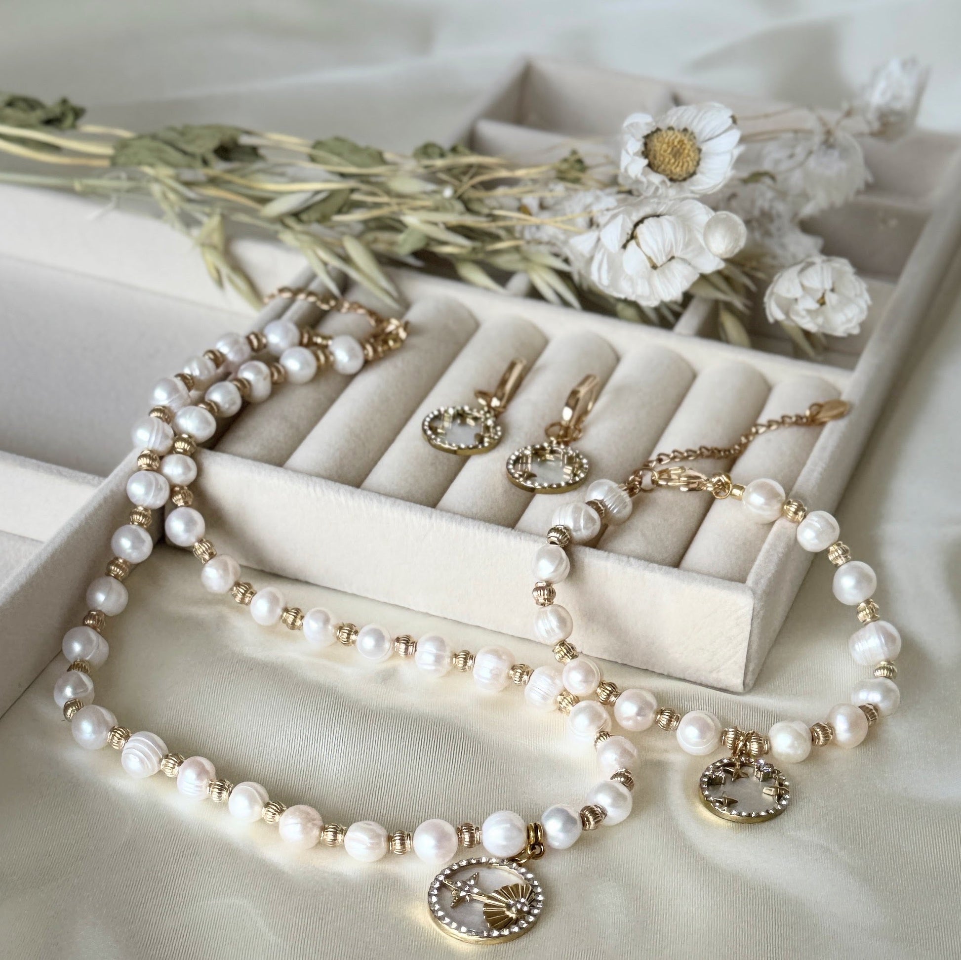 Premium Mother - of - Pearl Beaded Jewelry Set - Malvy Jewelry